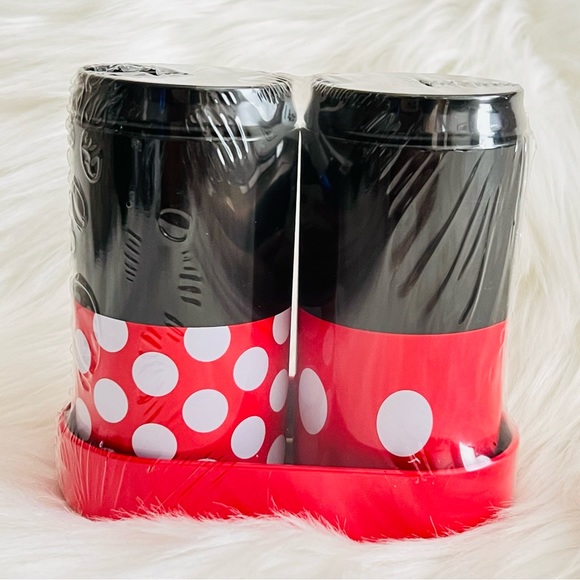 Mickey and Minnie Salt and Pepper Shaker - Picture 2 of 3